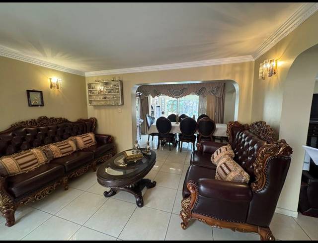 4 BEDROOM HOUSE FOR SALE IN ALBERTSDAL